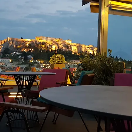 Hotel Utopia Ermou 4*